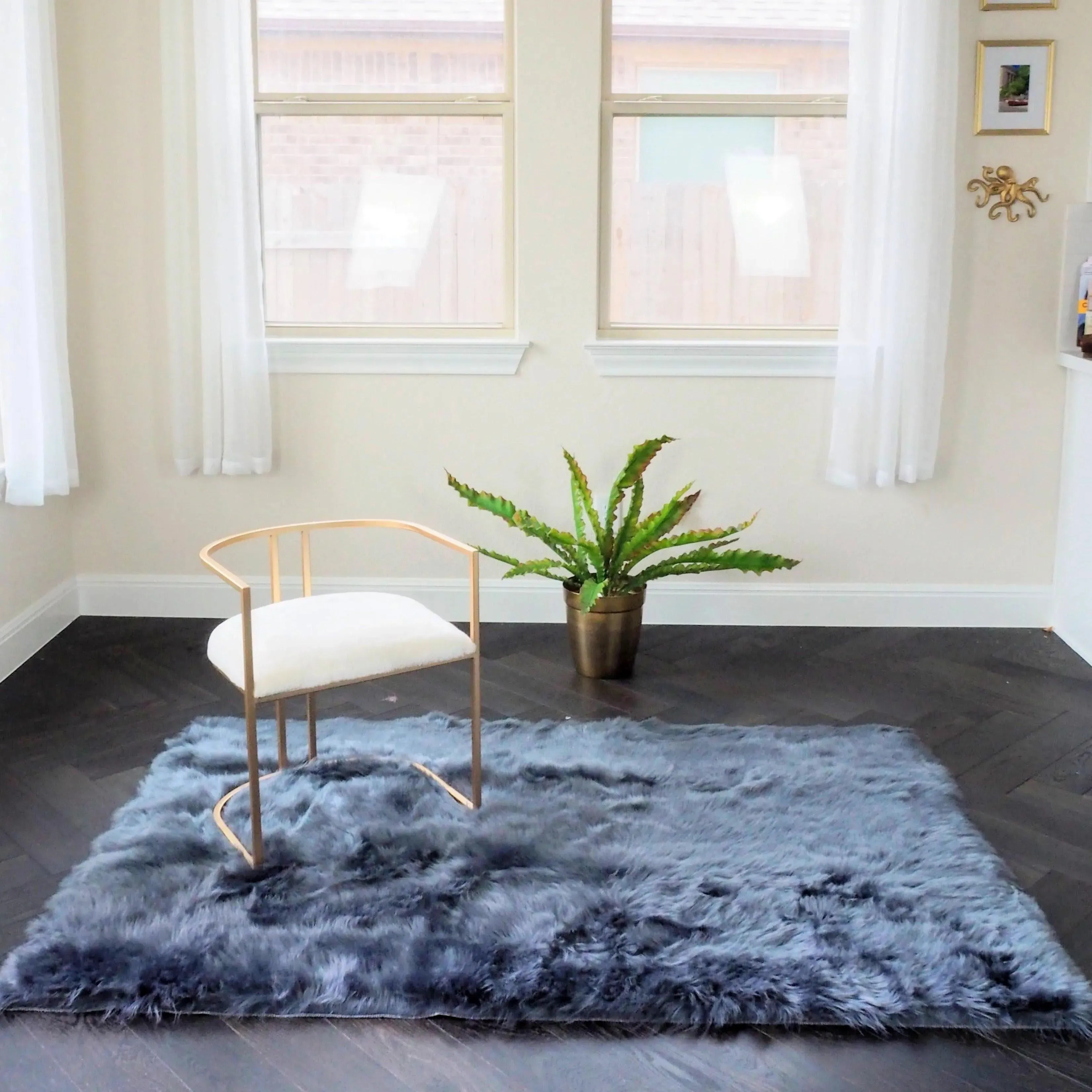Artificial Wool Faux Fur Rug - 4' x 6'