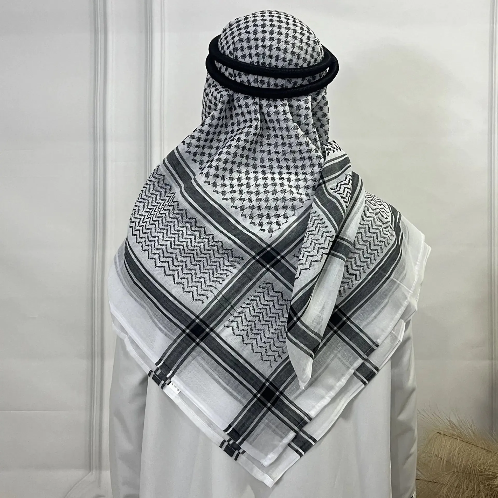 Men's Muslim Headscarf Set with Wave Stripe Design