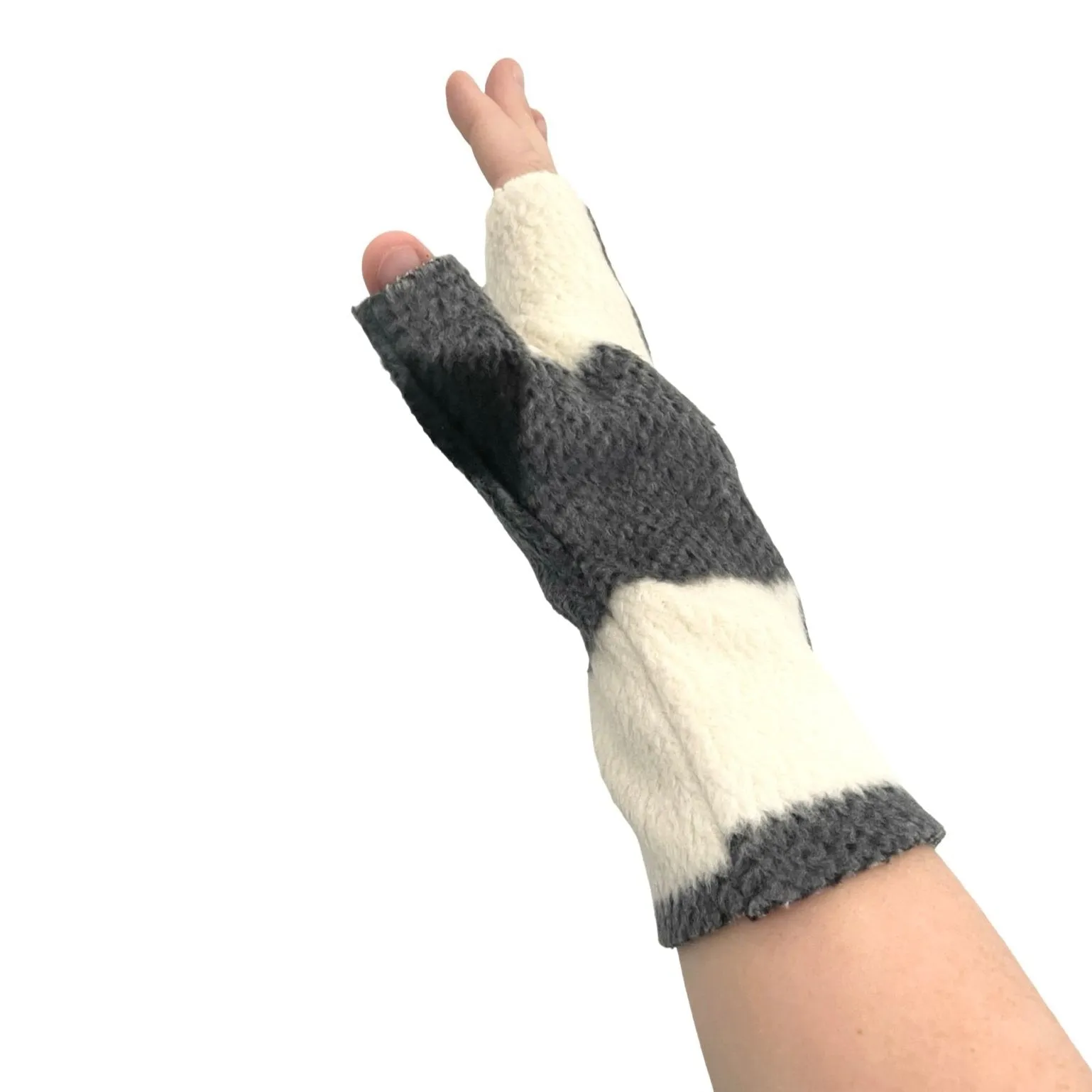 Super soft chunky checkered fleece gloves